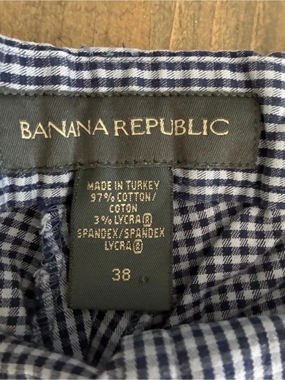 Banana Republic Mens Shorts 38 Aiden Chino Navy Blue White Gingham 8.5